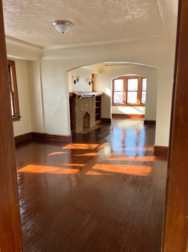 Foto principal - 2854-2856 N. 57th St.
