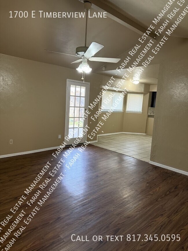 Foto del edificio - 1700 E Timberview Ln