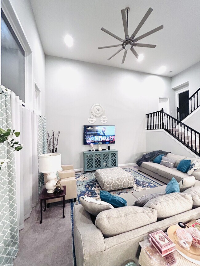 Foto del edificio - 1504 Englewood Ct