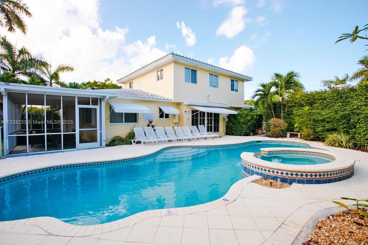 Foto principal - 809 S 17th Ave