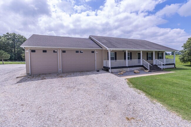 Foto del edificio - 7700 N Ballew Rd
