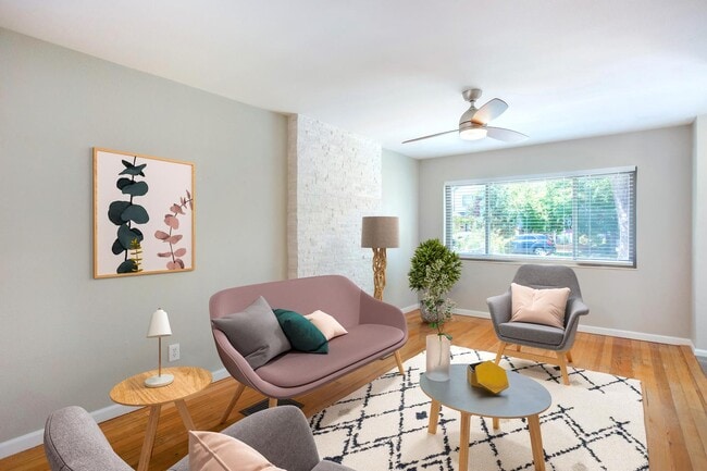 Foto del edificio - Light-filled Cole Victorian home near RiNo & parks