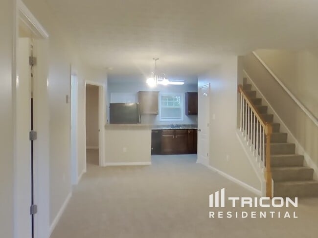 Building Photo - 1028 Weatherwood Pl NE