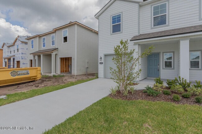 Building Photo - 179 Brazil Nut Cir