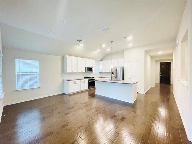 Foto del edificio - 430 Camille Crossing