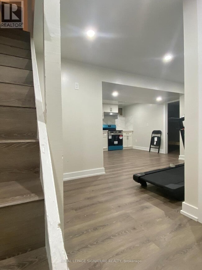 Photo du bâtiment - 523 Rupert Ave