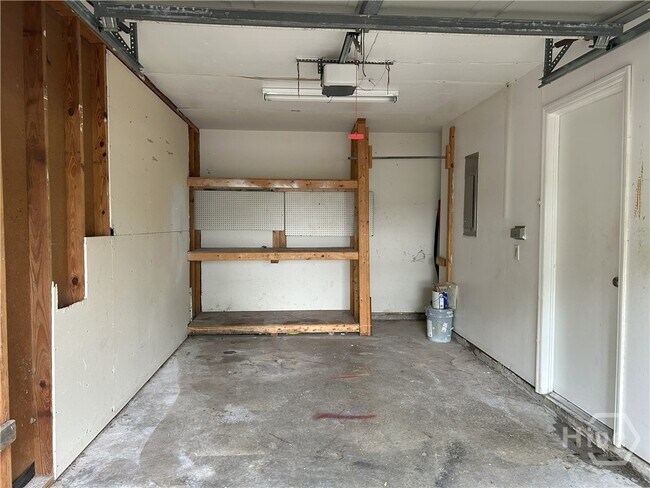 Building Photo - 137 Ropemaker Ln