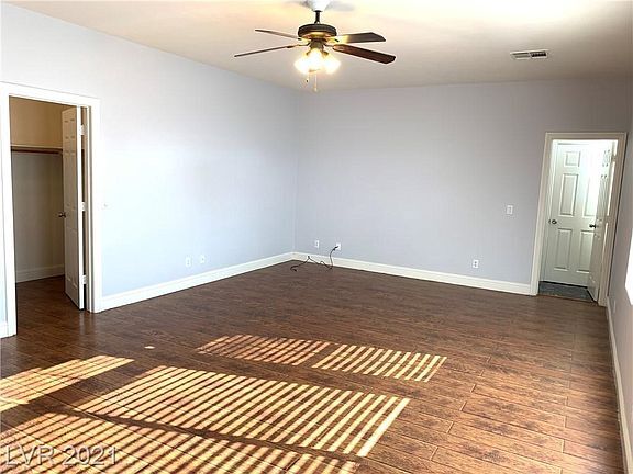 Primary Photo - dream family home