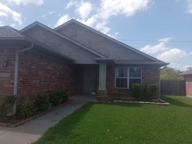 Foto del edificio - Beautiful 3 bedroom home near SW 104th and...