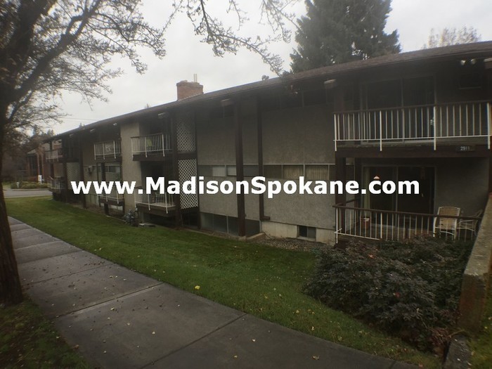Primary Photo - 2911 E 32nd Ave