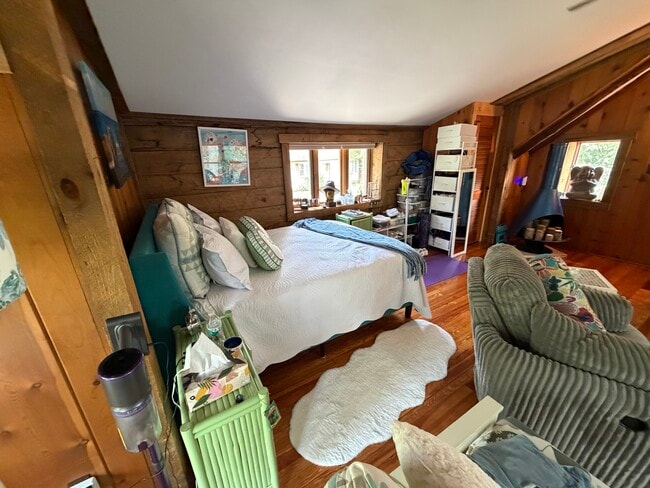 Building Photo - 236 Chippewa Trl