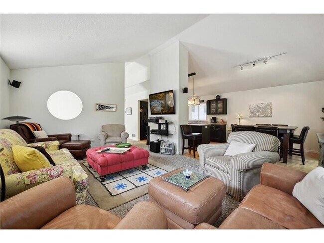 Foto del edificio - 4626 Kildare Rd