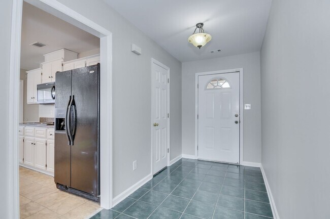 Foto del edificio - 4 Bedroom Ranch