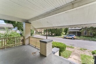 Building Photo - 2318 Ave H