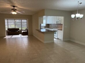Building Photo - 14404 Canalview Dr