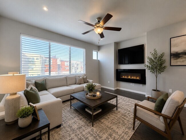 Foto del edificio - Downtown Luxury Modern Townhome in Historic Ivywild with Mt. Views