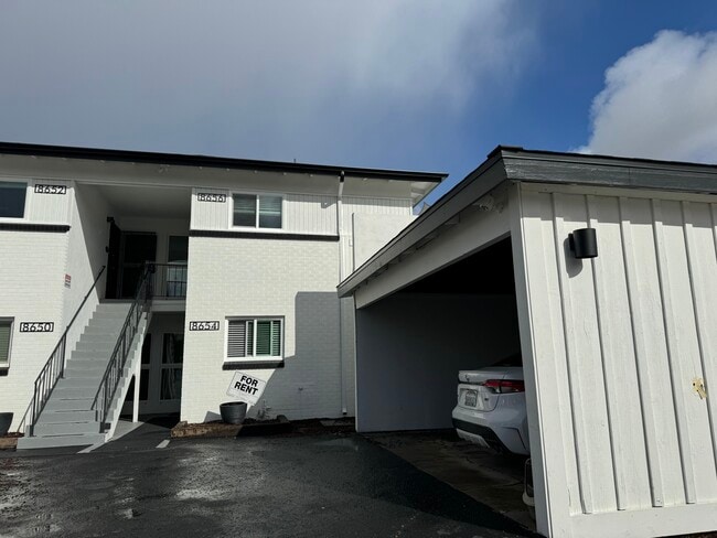 Building Photo - Hurlbut