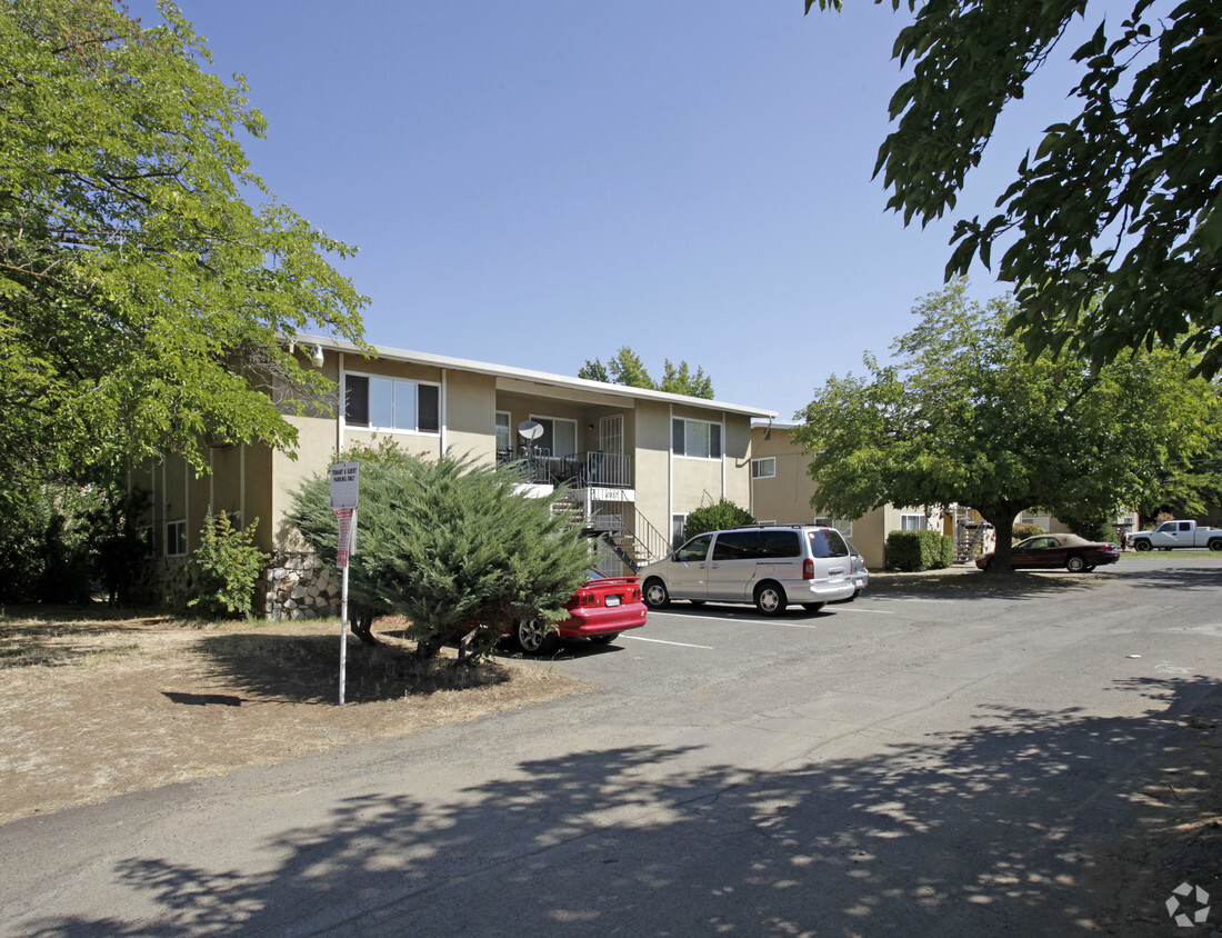 American River Apartaments - American River Apartments