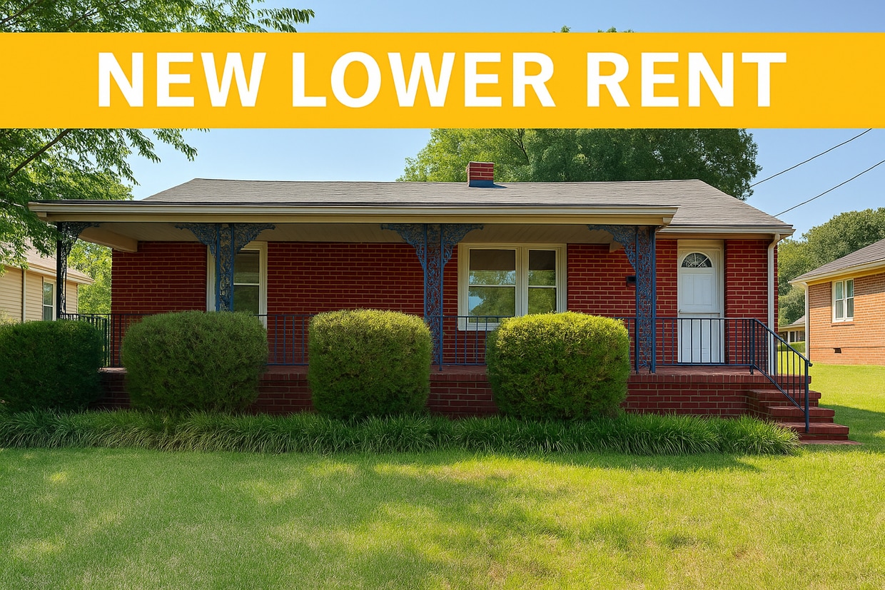 Primary Photo - Three bedroom, 1.5 bath house in Burlington