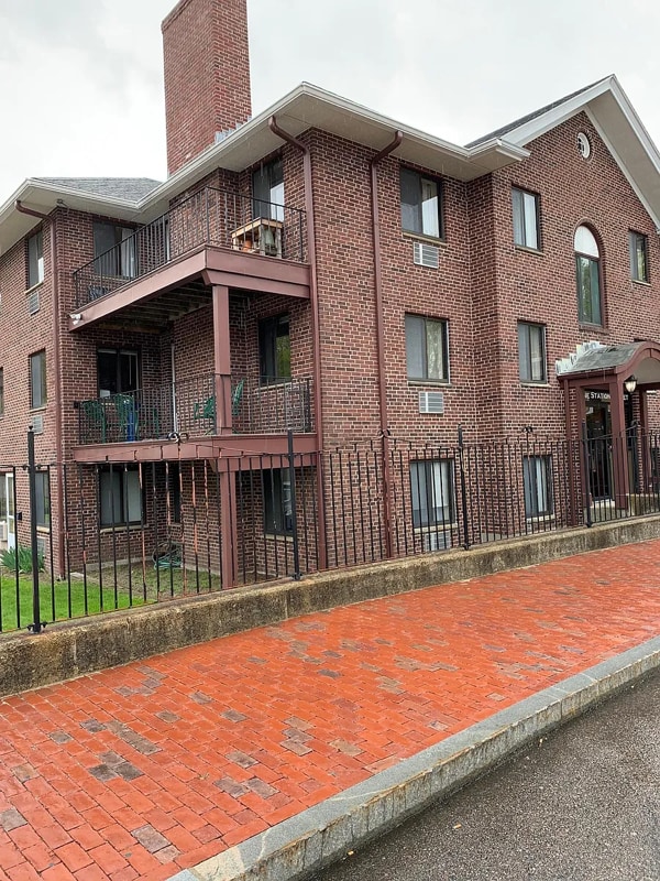 Photo - 1 Station St (Hingham, MA)