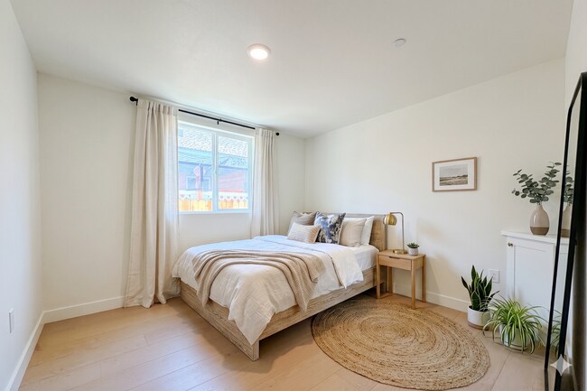Foto del edificio - 732 E 52nd St