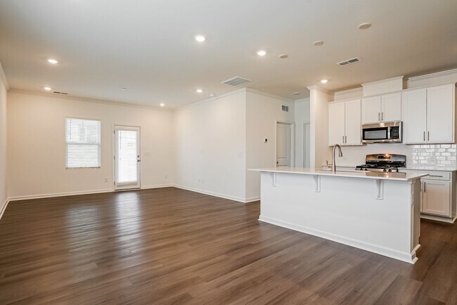 Building Photo - $395 off first month rent!! “Bright, Modern & Move-In Ready – 4BR/3BA Townhome - Angier