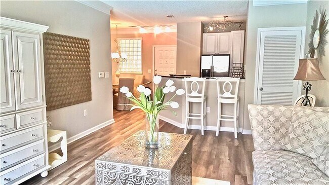 Foto del edificio - 10 Perimeter Summit Blvd NE