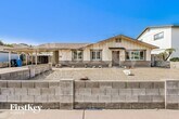 Foto principal - 2219 East Claire Drive