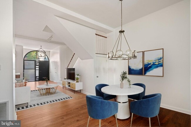 Foto del edificio - 317 S 18th St