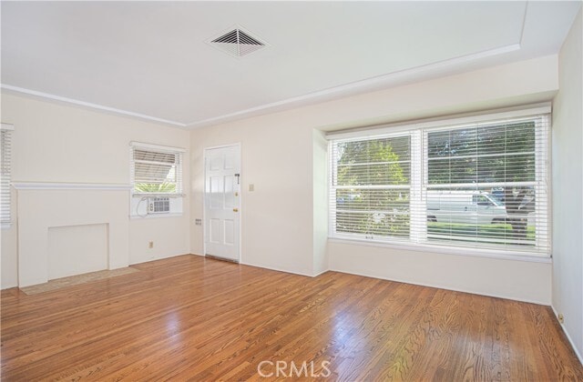 Foto del edificio - 1562 Riverside Dr