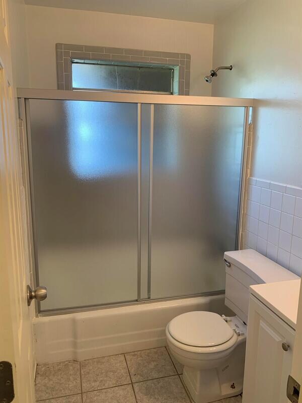 Foto del edificio - 2919 Amity Garden Ct