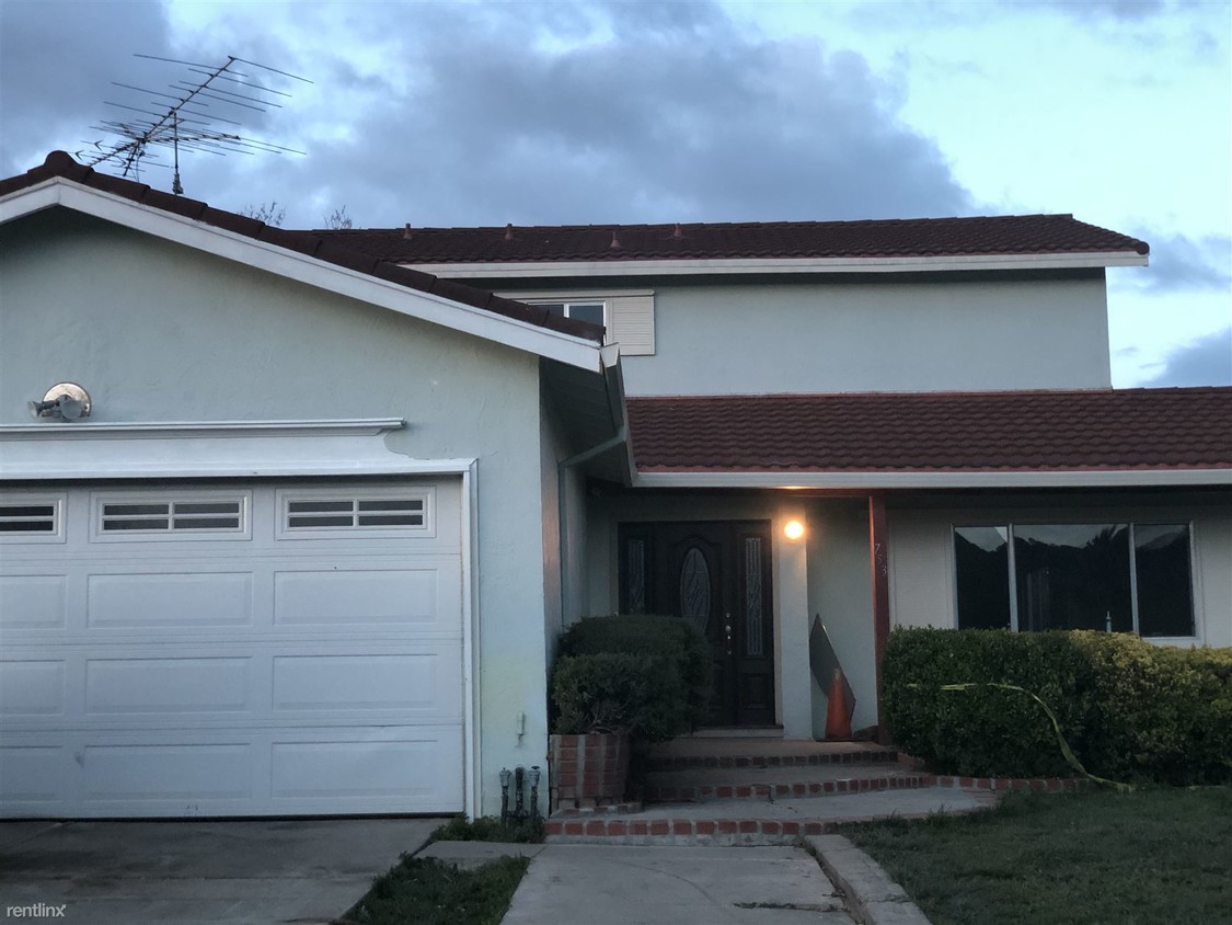 Foto del edificio - 5 br, 3 bath House - 753 Shawnee Lane