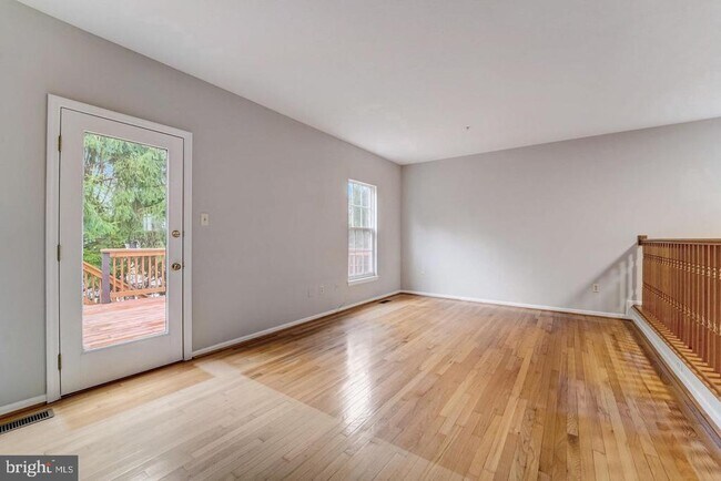 Foto del edificio - 1248 Quaker Ridge Dr