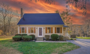 Building Photo - 2355 Westfield St