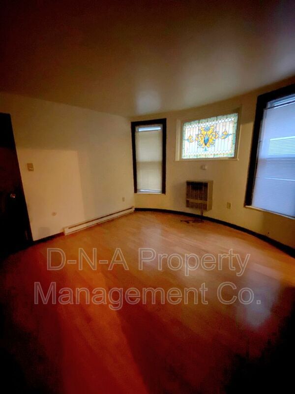 Foto del edificio - 716 W Lackawanna Ave