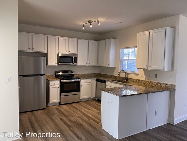 Building Photo - 4 br, 2.5 bath House - 10337 Montrose Drive