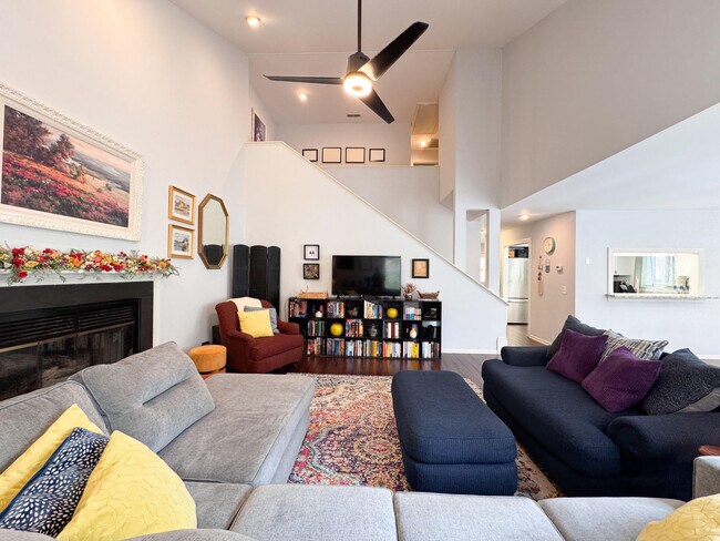 Foto del edificio - 310 Wimbledon Ct
