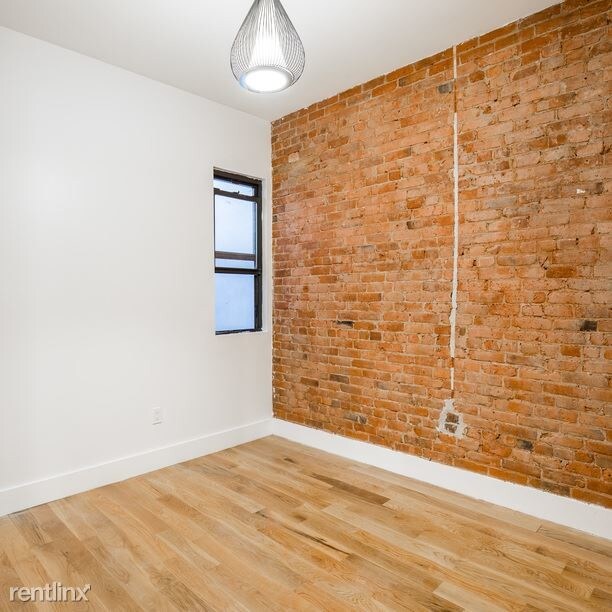 Foto del edificio - 291A Monroe St