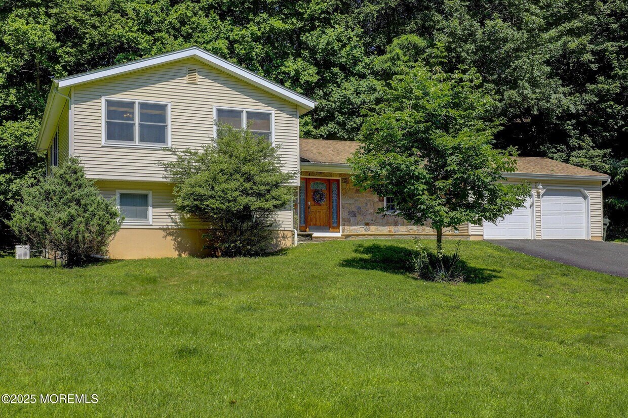 Primary Photo - 3 Galewood Dr