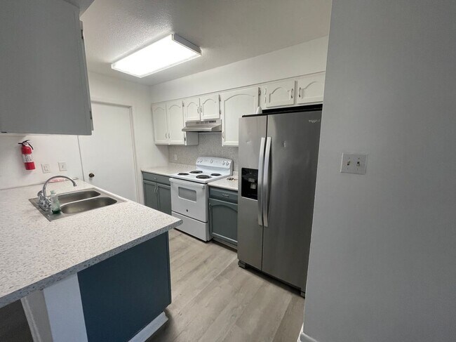 Foto del edificio - 2310 Bobbie St