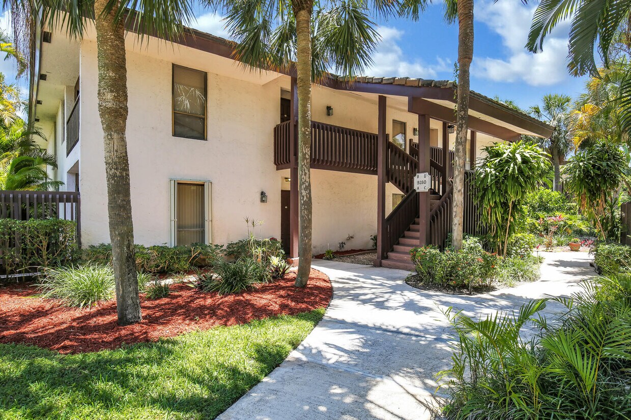 Primary Photo - 9280 Sable Ridge Cir