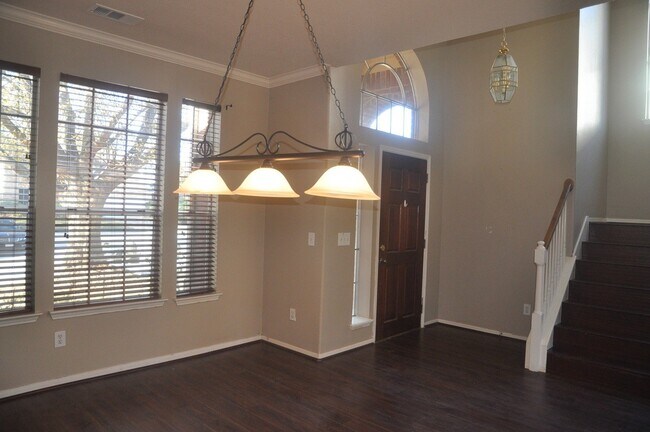 Foto del edificio - 19702 Creek Bend Trail