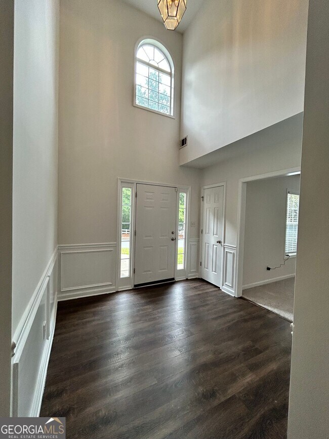 Foto del edificio - 3115 Maple Terrace Dr