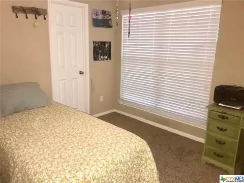 Foto del edificio - 8121 Fieldstone Dr