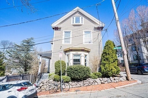 Foto del edificio - 38 Highland Park Ave