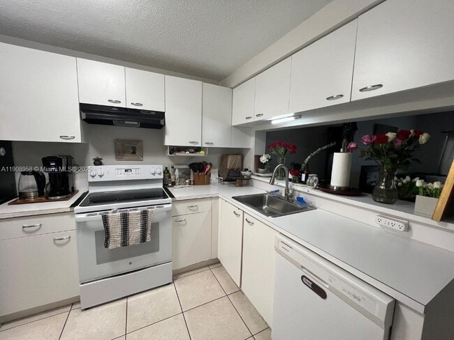 Foto del edificio - 3183 SW 50th St