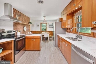 Building Photo - 2459 Frogtown Rd