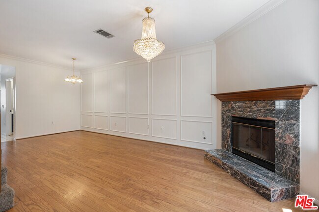 Foto del edificio - 13030 Moorpark St
