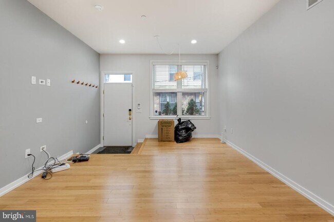 Foto del edificio - 1273 S Bucknell St