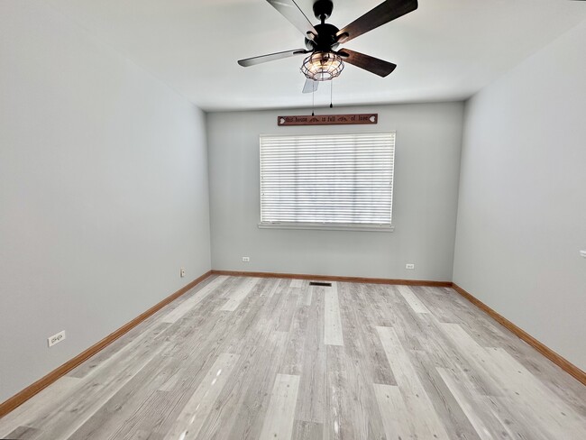 Building Photo - 2278 Twilight Dr